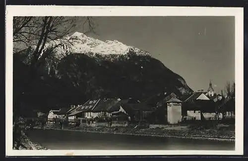 AK Oberdrauburg im Kärntner Oberland, Uferpartie mit Berg