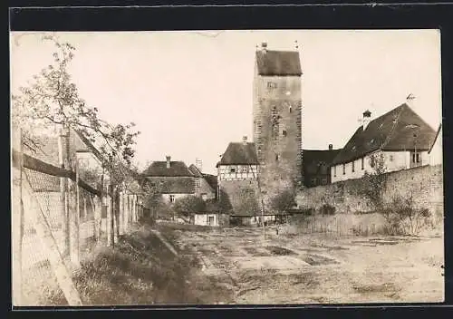 Foto-AK Main Bernheim, Ortspartie an der Befestigungsmauer