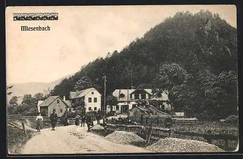 AK Miesenbach, Strassenpartie am Ortseingang