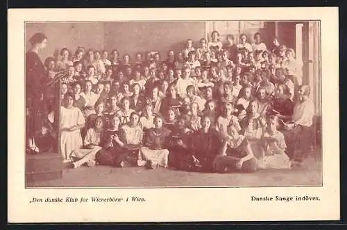 AK Wien, Augarten, Den danske Klub for Wienerbörn, Danske Sange indöves