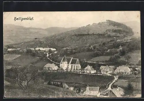 AK Raxendorf, Heiligenblut, Ortsansicht aus der Vogelschau