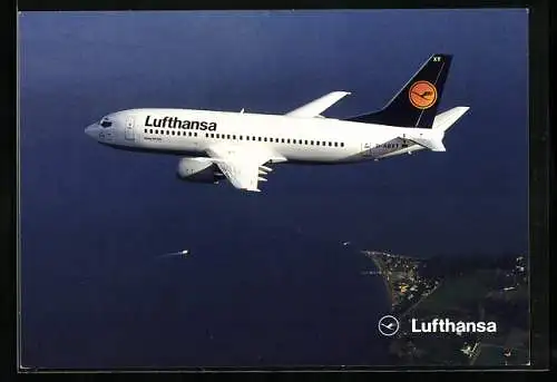 AK Flugzeug Boeing 737-300 am Himmel, Lufthansa