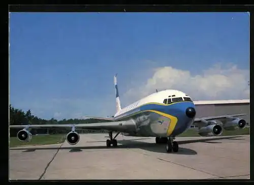 AK Flugzeug Boeing Jet 720 B der Lufthansa am Boden