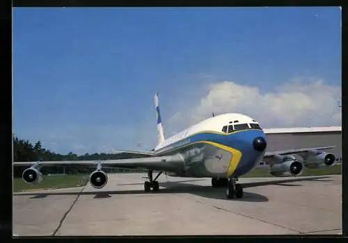 AK Flugzeug Boeing Jet 720 B der Lufthansa am Boden