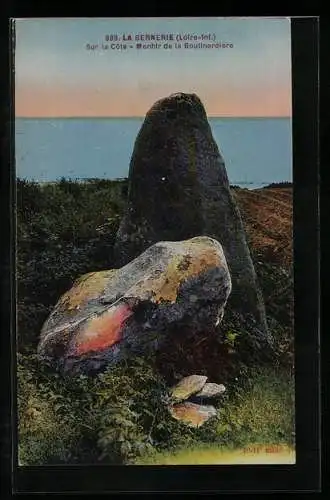 AK La Bernerie, Sur la Cote, Menhir de la Boutinardière