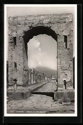 AK Pompei, Arco di Caligola