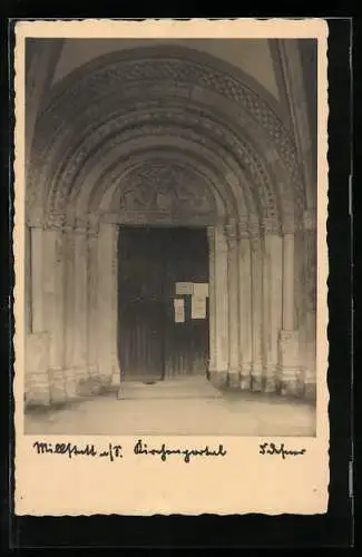 Foto-AK Adalbert Defner: Millstatt a. S., Kirchenportal