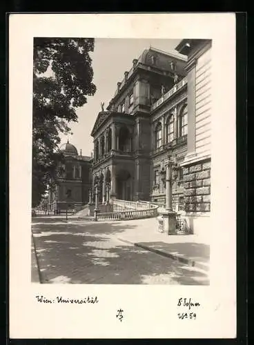 Foto-AK Adalbert Defner: Wien, An der Universität