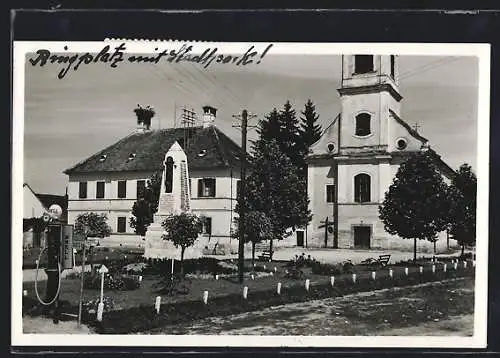 AK Jennersdorf /Burgenland, Kirche und Kriegerdenkmal, Storchennest, Shell-Tanksäule