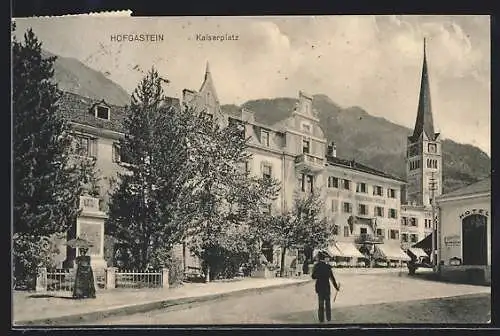 AK Hofgastein, Kaiserplatz mit Denkmal