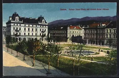 AK Leoben, Der Kaiser-Josef-Platz mit dem Grand-Hotel Gärner