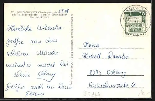 AK Münchsmünster, Kriegerdenkmal, Blick zur Kirche, Strassenpartie mit VW Käfer