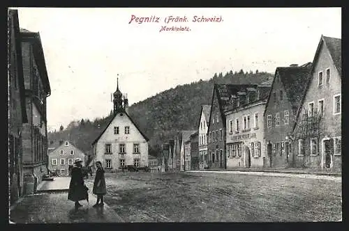 AK Pegnitz, Mädchen am Marktplatz