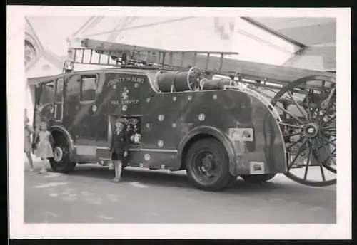 Fotografie Lastwagen Feuerwehr Leiterwagen, Fire Service County of Flint