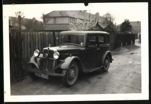 Fotografie Auto Limousine, PKW mit Kennzeichen BPU 809