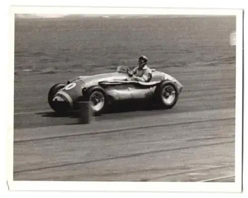 Fotografie Motorsport, Autorennen, Rennwagen in Silverstone