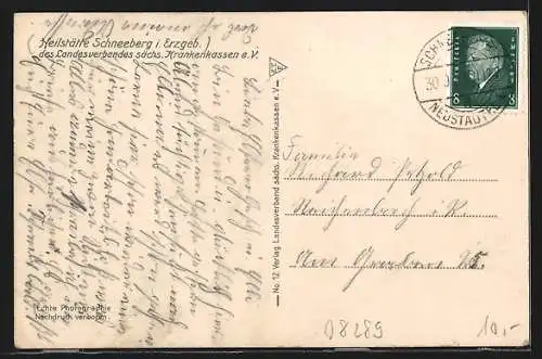 AK Schneeberg i. Erzgeb., Strassenpartie mit Heilstätte und Autobus