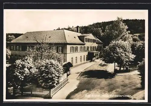 AK Bad Elster, Hotel Reichsverweser mit Strassenpartie