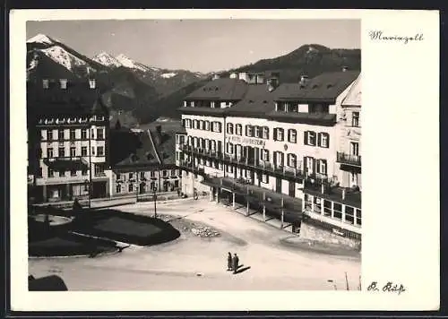 AK Mariazell, Ortspartie mit Hotel Laufenstern und Anlagen aus der Vogelschau