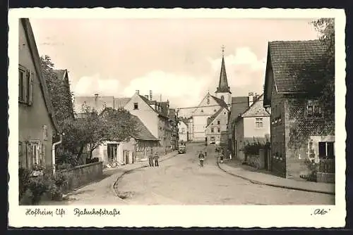 AK Hofheim /Ufr., Bahnhofstrasse mit Auto und Kindern