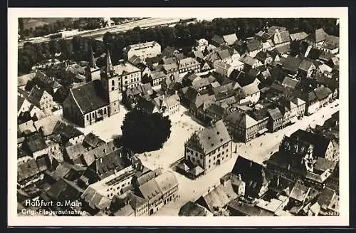 AK Hassfurt a. Main, Fliegeraufnahme mit Kirche und Marktplatz