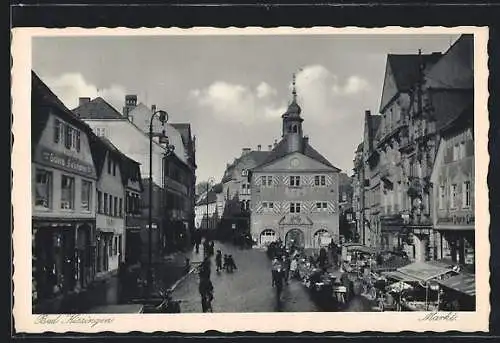 AK Bad Kissingen, Besucher auf dem Marktplatz