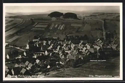 AK Oberweissenbrunn /Bayr. Rhön, Teilansicht mit Gasthaus zum Lamm, Fliegeraufnahme