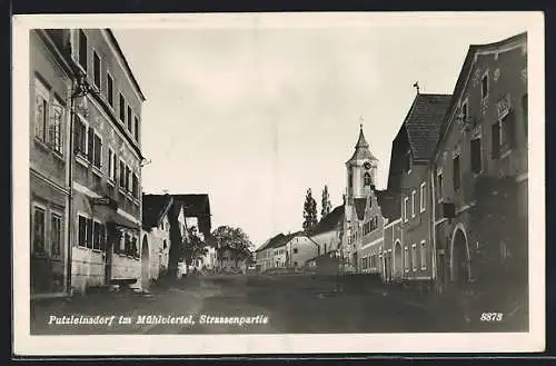 AK Putzleinsdorf im Mühlviertel, Tabak-Trafik, Strassenpartie mit Kirche