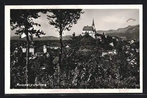 AK Rankweil /Vorarlberg, Teilansicht mit Kirche