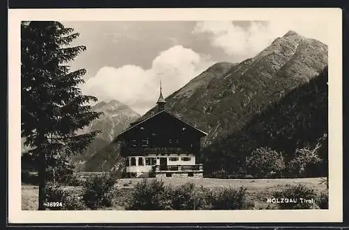 AK Holzgau /Tirol, Pension vor den Bergen