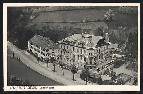 AK Bad Freyersbach, Lehrerheim mit Strasse aus der Vogelschau