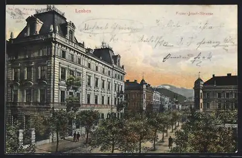 AK Leoben, Passanten in der Franz-Josef-Strasse