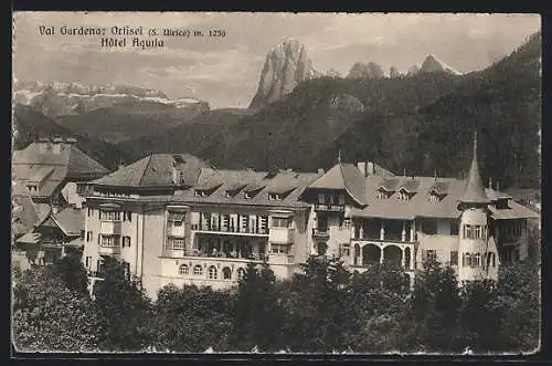 AK Ortisei, Hôtel Aquila mit Alpenpanorama