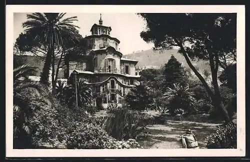 AK Nervi, Hotel Schweizerhof Pagoda, Partie im Garten