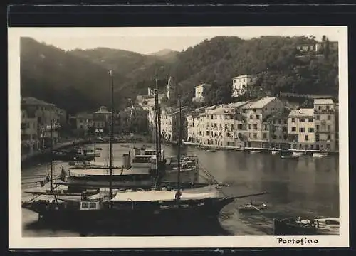 AK Portofino, Il Porto