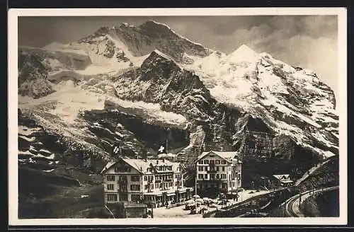 AK Kleine Scheidegg, Gasthaus und Berg Jungfrau