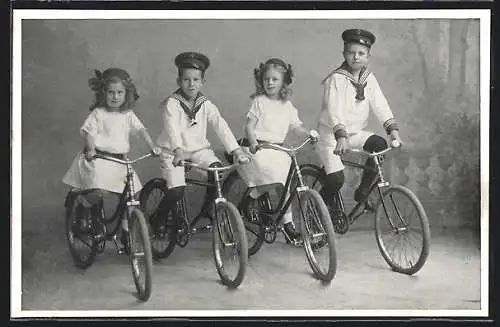 AK Leipzig-Gohlis, Fahrräder und Nähmaschinen Adalbert Poethke, Gothaer Strasse 34