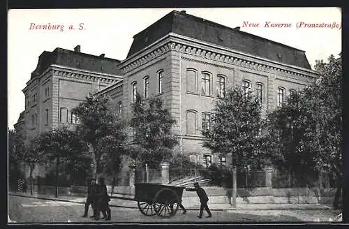 AK Bernburg a. S., Partie an der Neuen Kaserne Franzstrasse