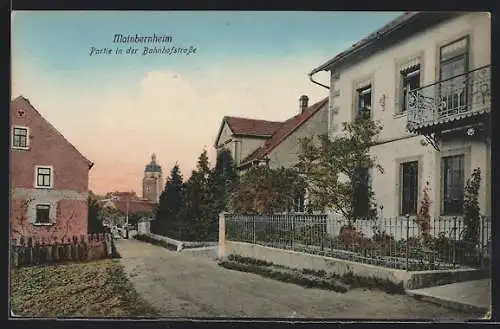 AK Mainbernheim, Bahnhofstrasse mit Frauen