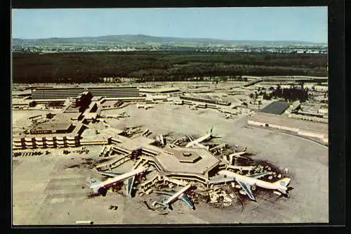 AK Frankfurt a/M, Flughafen aus der Vogelschau