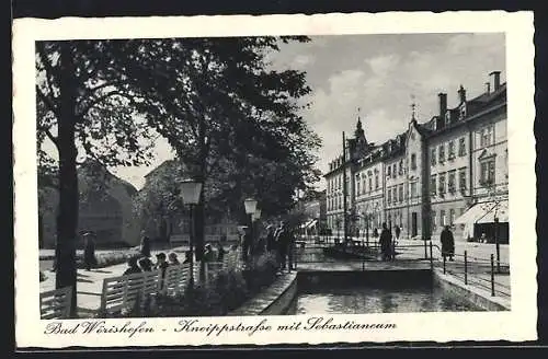 AK Bad Wörishofen, Kneippstrasse mit Sebastianeum