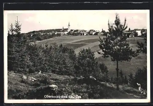 AK Oberneukirchen, Ortsansicht mit Kirche