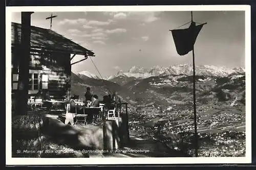 AK Garmisch-Partenkirchen, Blick vom Restaurant St. Martin auf den Ort und das Karwendelgebirge