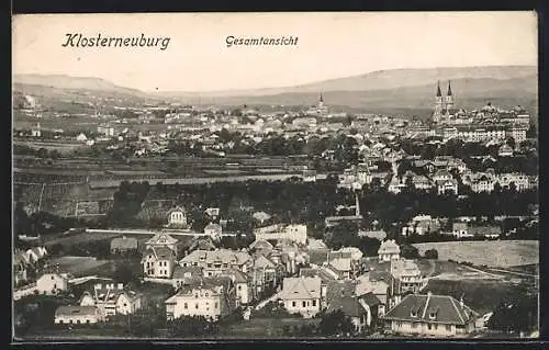 AK Klosterneuburg, Gesamtansicht aus der Vogelschau