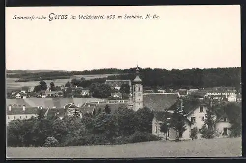 AK Geras im Waldviertel, Ortsansicht von einem Berg aus