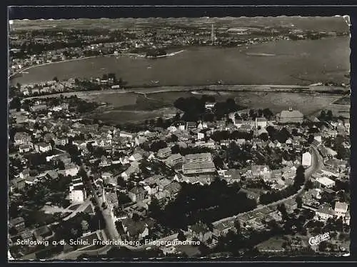 AK Schleswig a. d. Schlei, Friedrichsberg vom Flugzeug aus