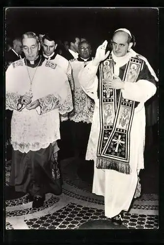 AK Papst Paul VI. in Begleitung mit liturgischer Stola in segnender Haltung
