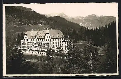 AK Davos-Dorf, Die Basler-Heilstätte gegen die Berge
