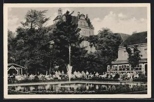 AK Pretzsch /Elbe, Springbrunnen am Konzertplatz im Kurpark