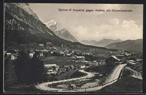 AK Cortina d’Ampezzo, Totale gegen Antelao mit Dolomitenstrasse